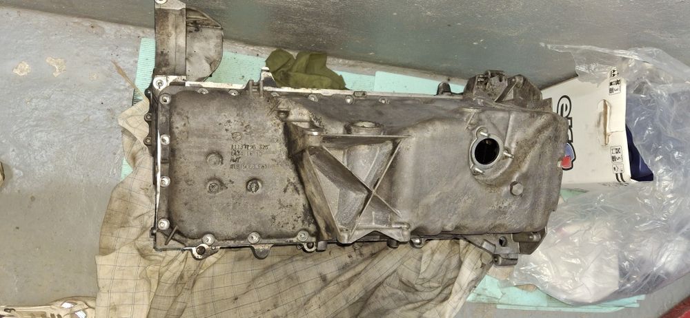 Продам двигатель м57 на запчасти