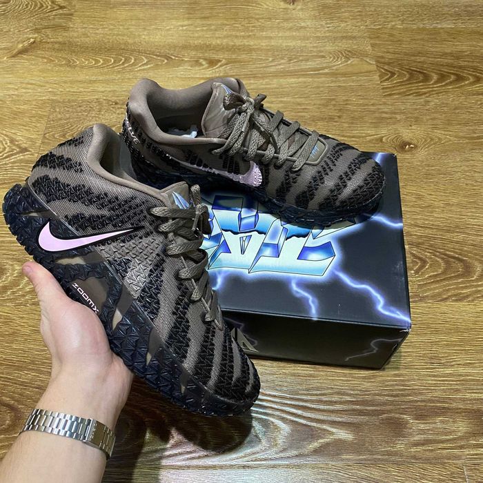 Баскетбольні оригінальні кросівки Nike Ja Morant 3  Showstopper