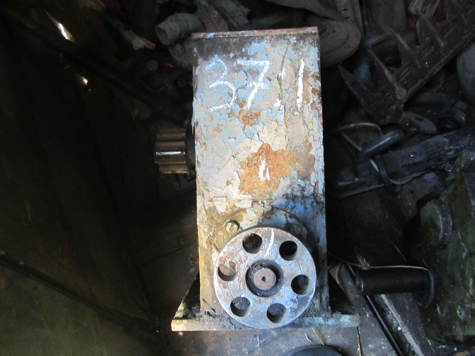 Редуктор  РЧП 180 ,  12,5 :1   на буровую установку