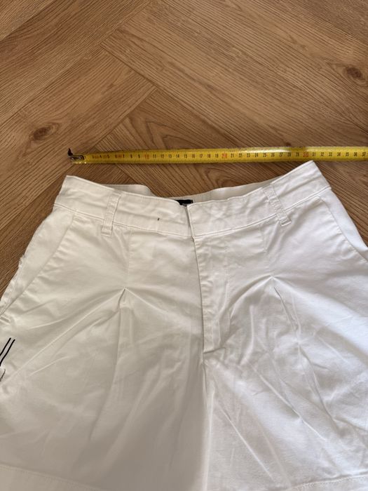 Spodenki ARMANI białe roz S
