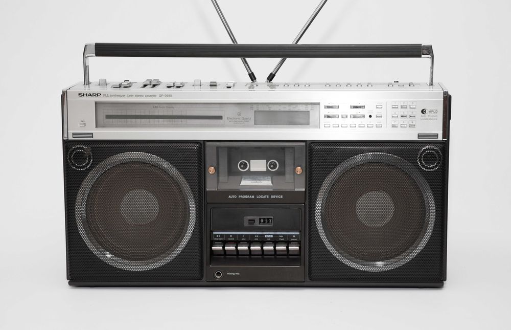 Radio magnetofon BOOMBOX SHARP GF-9595