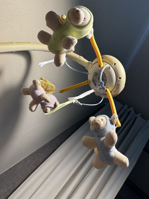 Мобиль с проектором