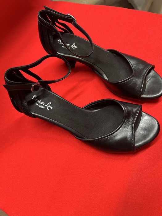 Бальні туфлі для танців