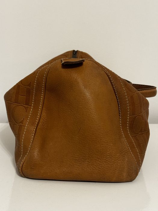 Mala Andy Carolina Herrera (CH) em Pele – Modelo Boston / Speedy