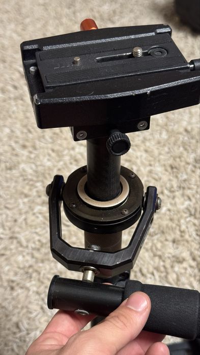 Profesjonalny stabilizator do kamery Flycam