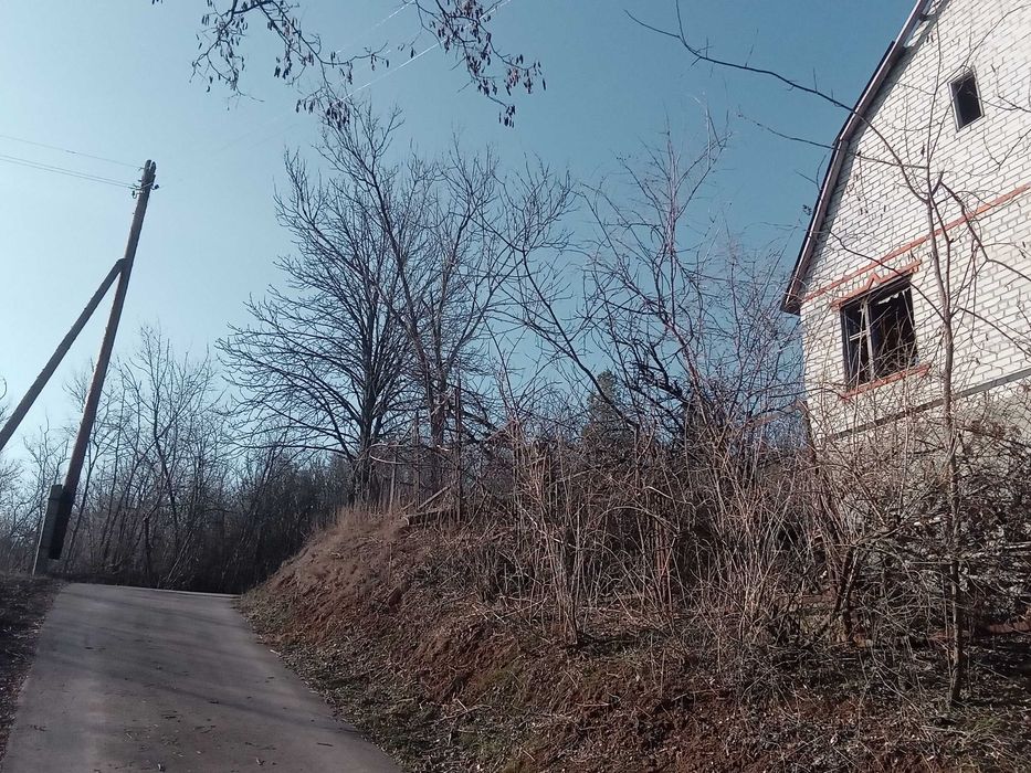 Продам 2-х эт дом на 25 сот в Маслиях/ Дергачи