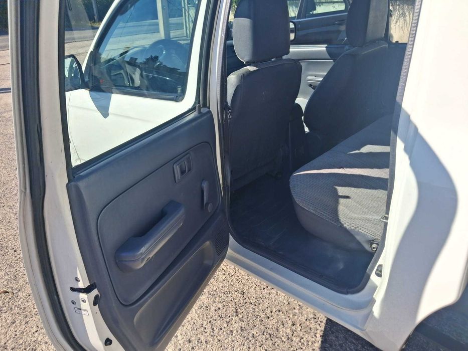 Toyota Hilux 2.4D