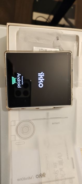 Ikko mind one telemóvel