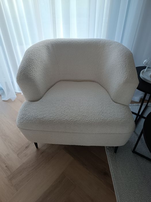 Fotel i pufa selsey tkanina boucla ecru