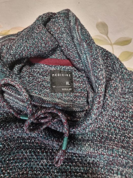 Do sprzedania sweter/bluza firmy Medicine