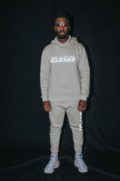 Fato de treino completo novo