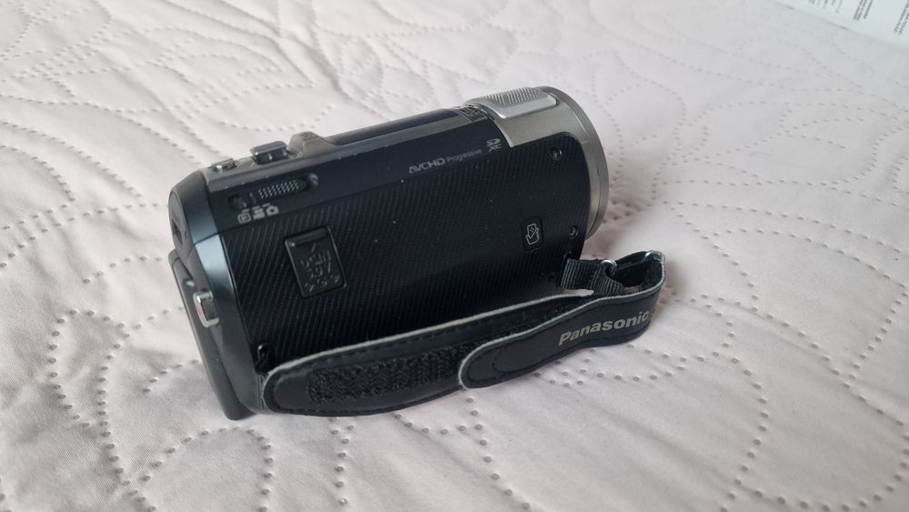 Kamera Panasonic HC-V720  zoom 21x full HD wifi