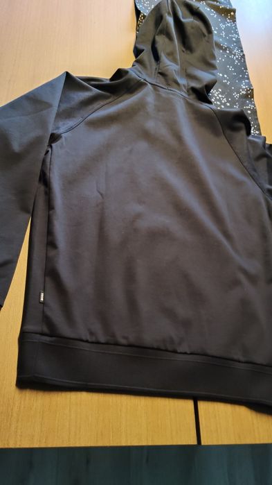 Bluza BOSS z kapturem roz.M granatowa