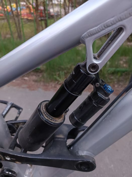 Damper rock shox vivid 240x75
