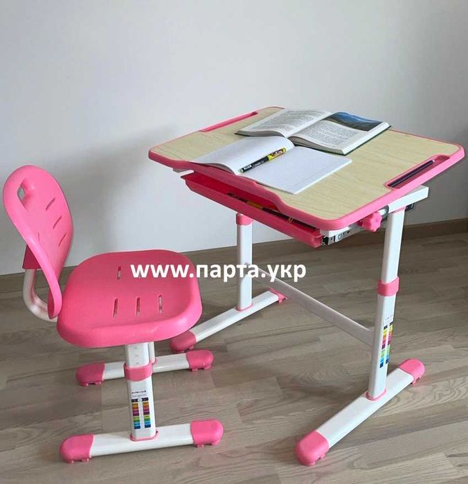 Комплект парта , стілець  для школярів FunDesk Piccolino III. Дост 0