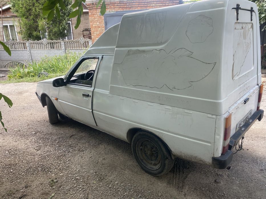Продам работягу Таврию
