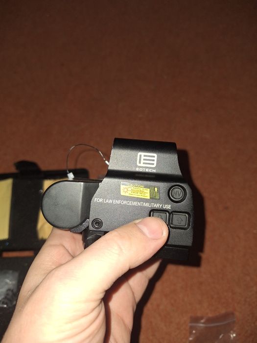 Коллиматор и магнифер EOTech