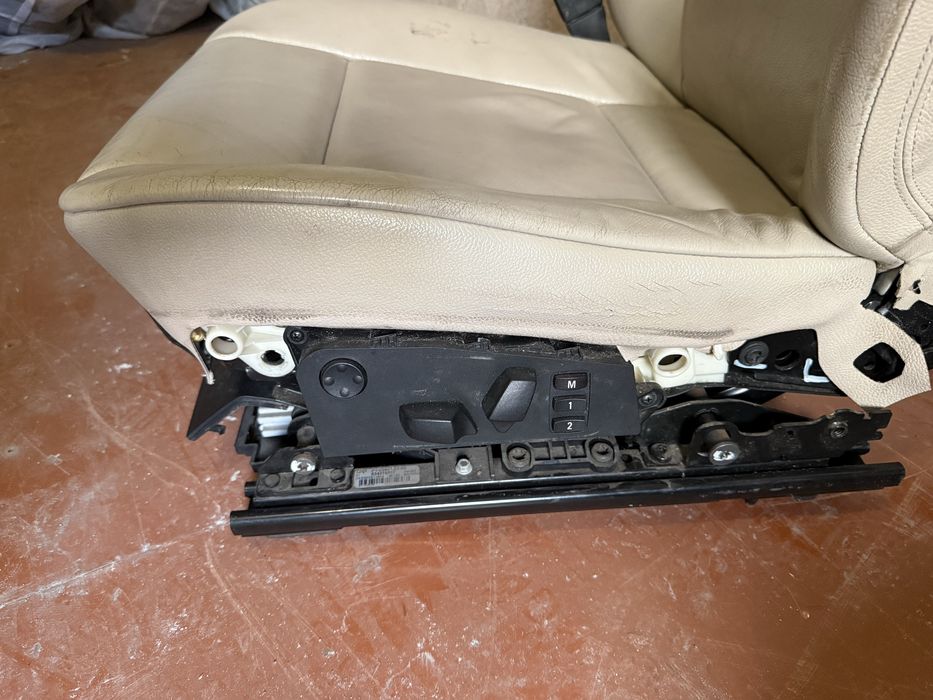 Салон BMW E70 2013
