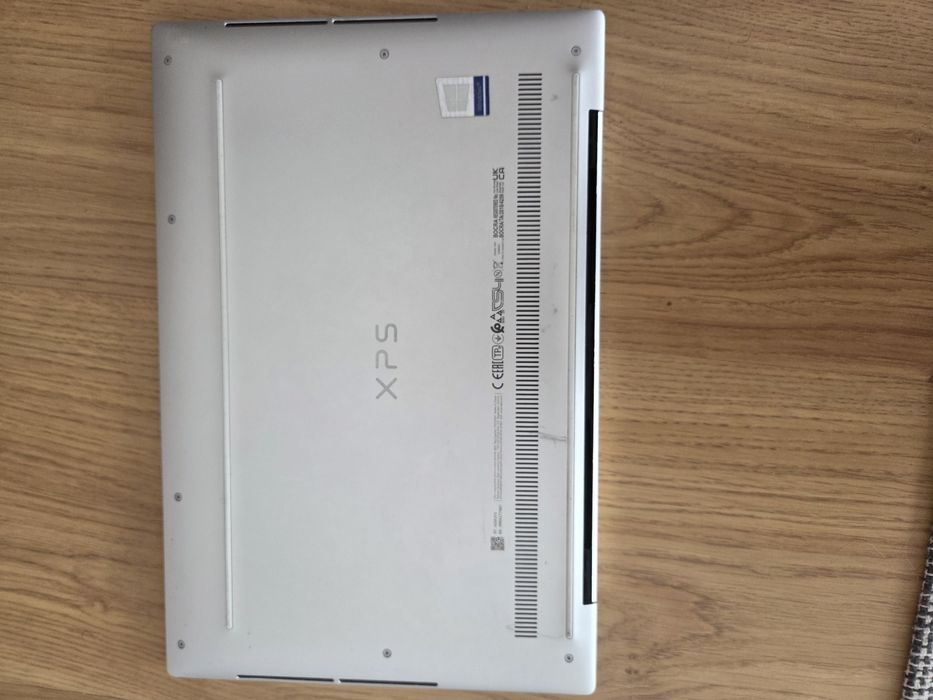 Dell XPS 13 9310 | i7-1185G7 | 16GB RAM | 512GB SSD | Windows 11 Pro