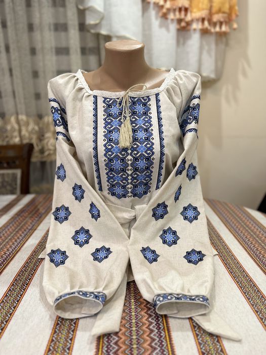 Сіра Вишиванка , чоловіча вишиванка, жіноча вишиванка, парні виши