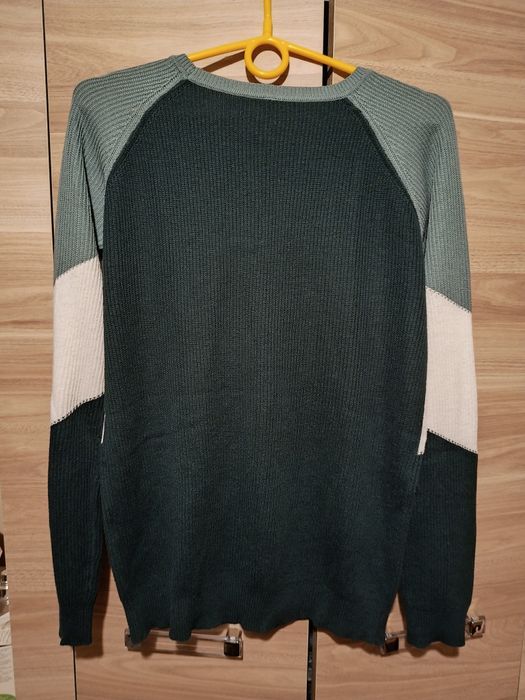 Sweterek bluzka trzykolorowy