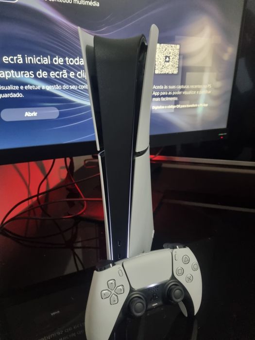 Ps5 slim  Digital - Em Garantia até 2028 - Ler anúncio  !!
