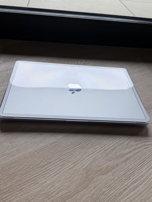 Laptop MacBook Air 15 M4 16/512 Srebrny uzywany tydzien
