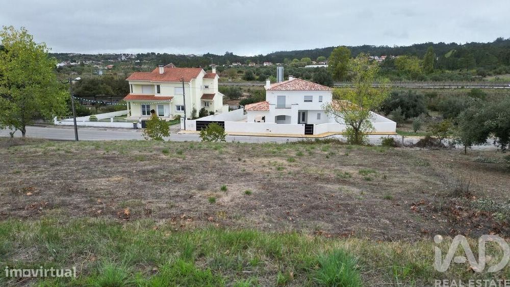Terreno para construção em Souselas e Botão