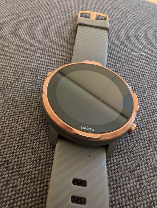 Годинник Suunto 7