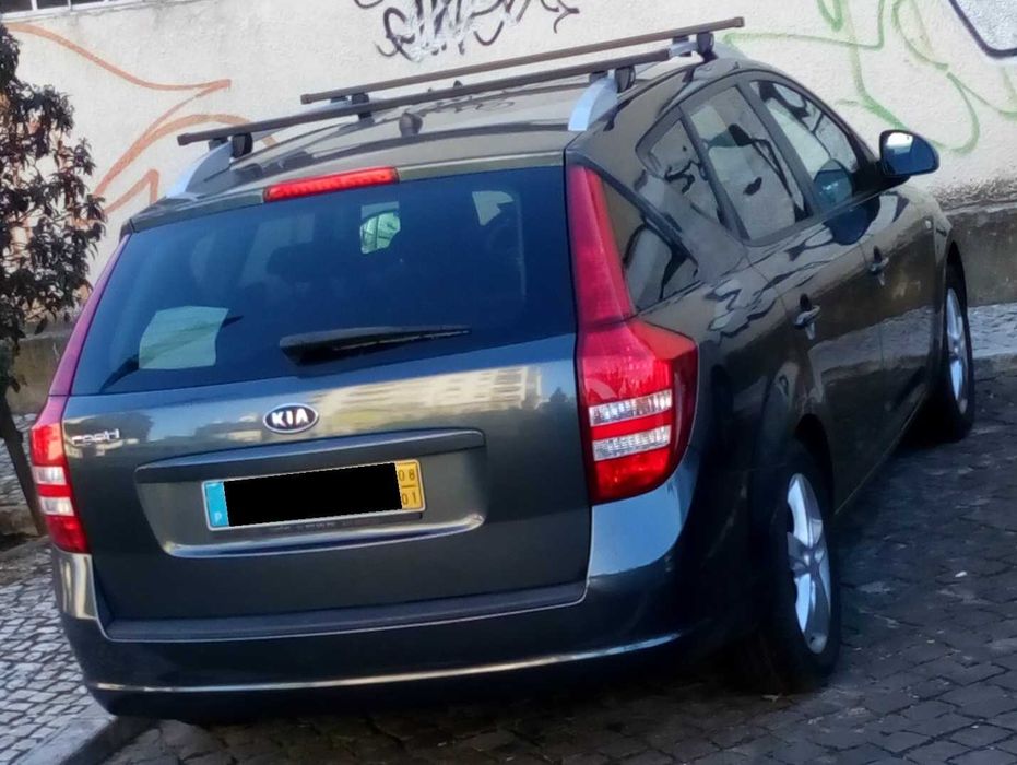 KIA Cee'd SW 1.4 EX 109cv | Só 88.700 km | Impecável