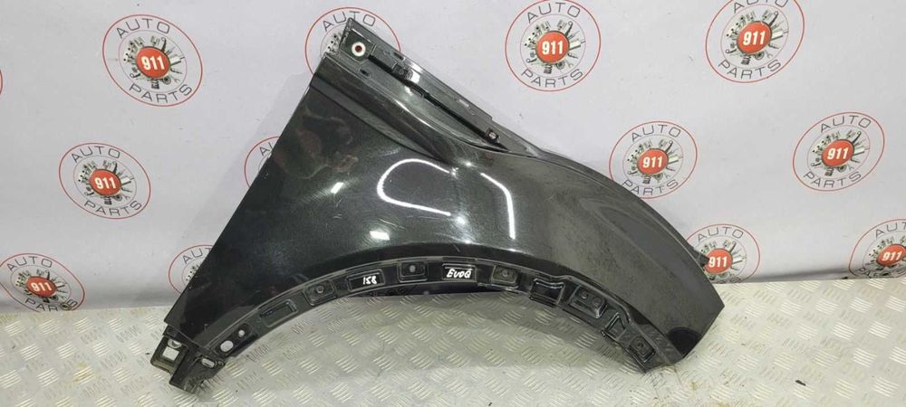 Крило праве переднє Range Rover Evoque L538 11-18