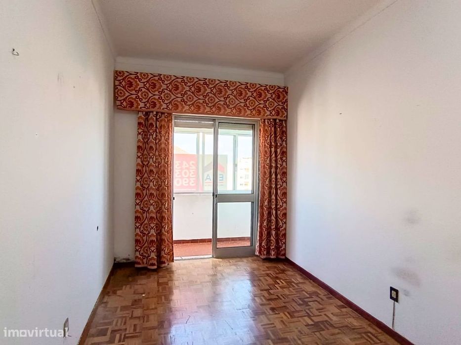 Apartamento T3 com vista sobre a cidade