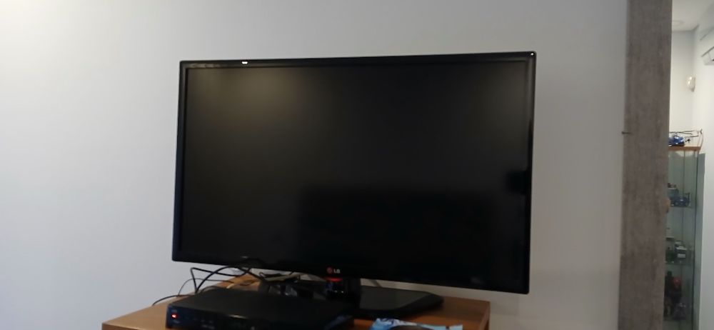 TV 32 Polegadas LG como Novas tenho duas