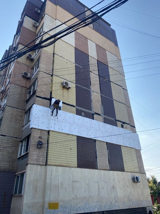 Гарантия!!! Ремонт межпанельных швов . Утепление фасадов .