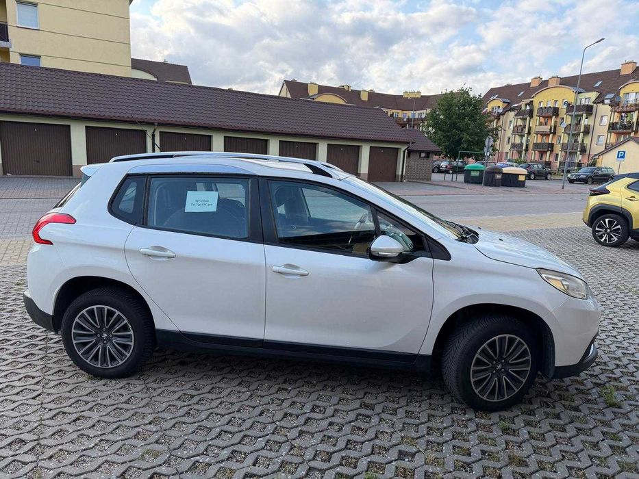 Samochód Peugeot 2008