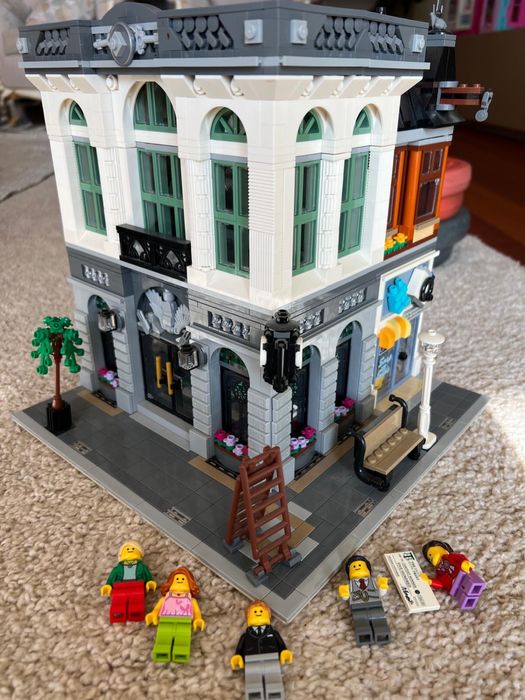 Lego Bank 10251 conpleto, c/ caixa e instruções