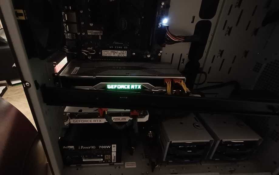 Placa gráfica  NVIDIA GeForce RTX 2080 Founders Edition