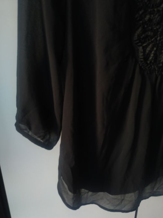 Piękna czarna bluzka John Rocha 40 L