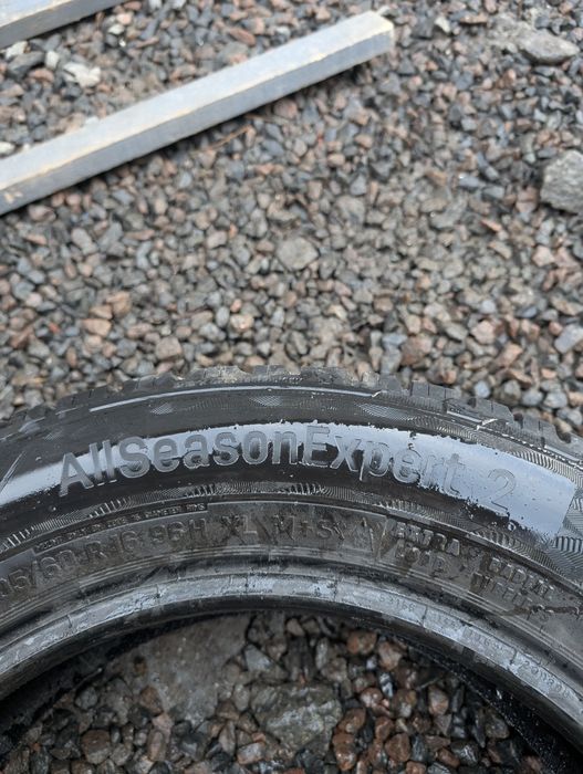 Всесезоння шина розпаровка Uniroyal 205/60 R16 205*60 16 AllSeasonExpe