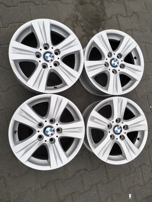 Felgi aluminiowe 16 cali 5x120 et 44 BMW 1 styling 222  E81 E82  E87 E88