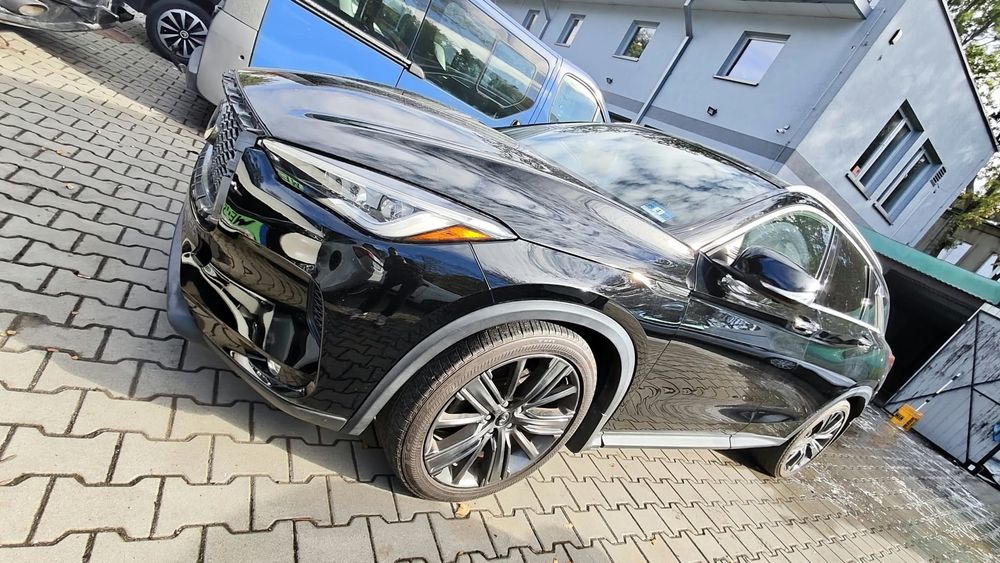 Infiniti QX50