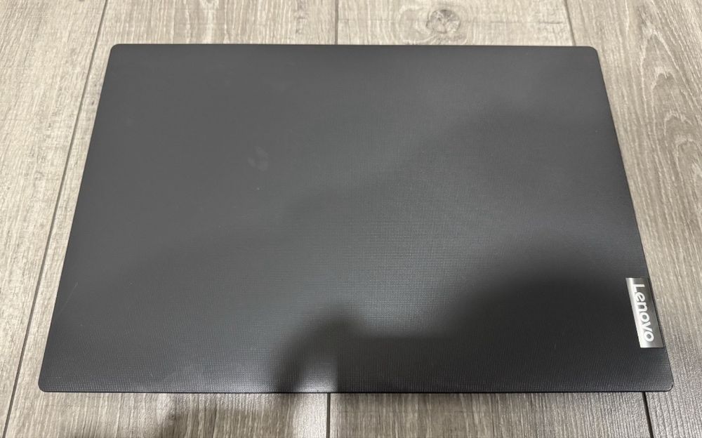 Сучасний Lenovo, 8Gb DDR4, NVMe 128Gb, хороша батарея, налаштований.