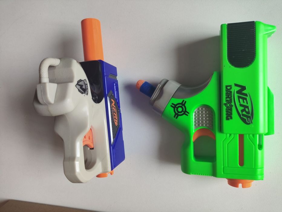 2 pistolas Nerf  usadas em bom estado
