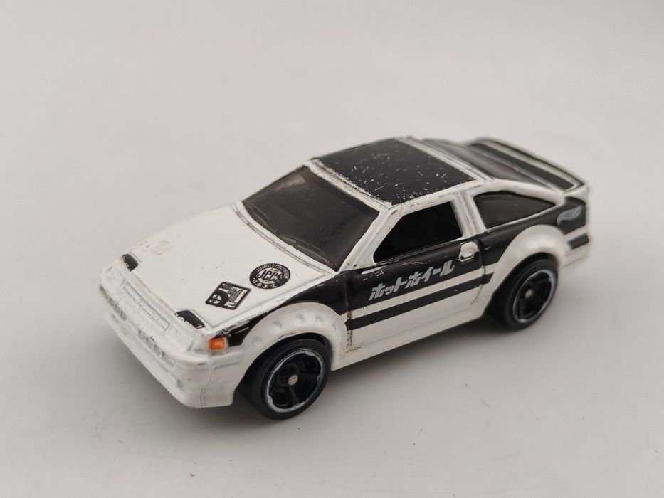 Hot Wheels Toyota AE86 Corolla