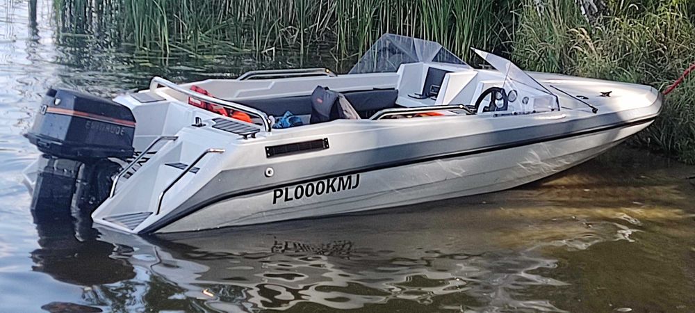 łódź motorowa, motorówka,  5,4m