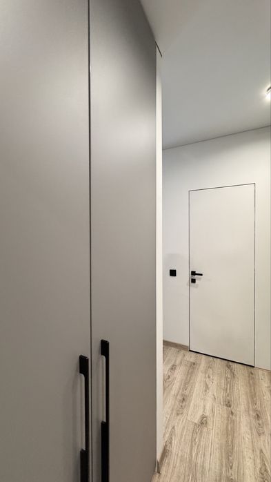 Продаж Нової 1,5 кімнатної квартири. Центр.