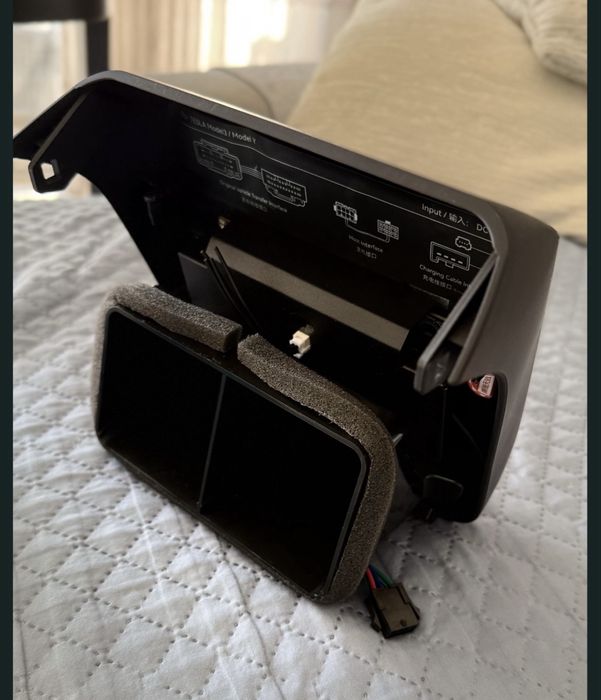 Ecrã/Display Traseiro Tesla Model 3/Y