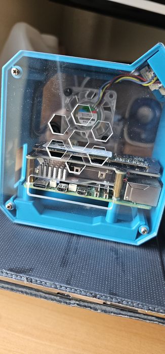 Raspberry Pi 5 8GB + SSD NVMe 256GB + Case OLED & Ventilação Ativa