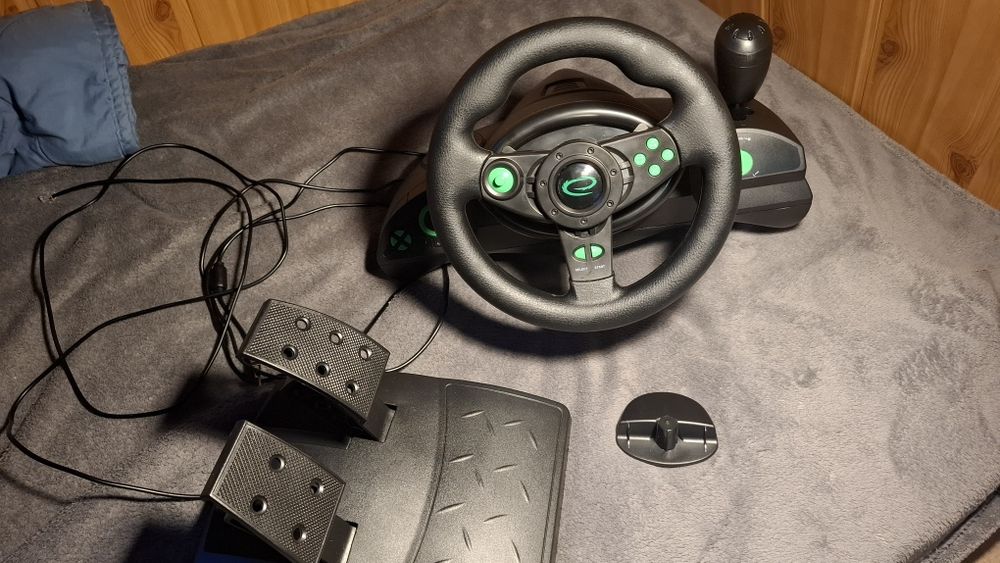 Kierownica do komputera esperanza egw102