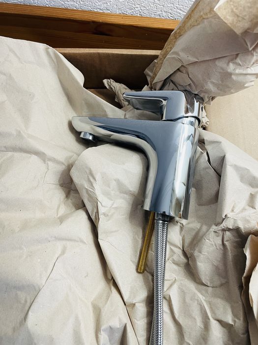 Змішувач для умивальника Villeroy & Boch Subway зі зливним Germany